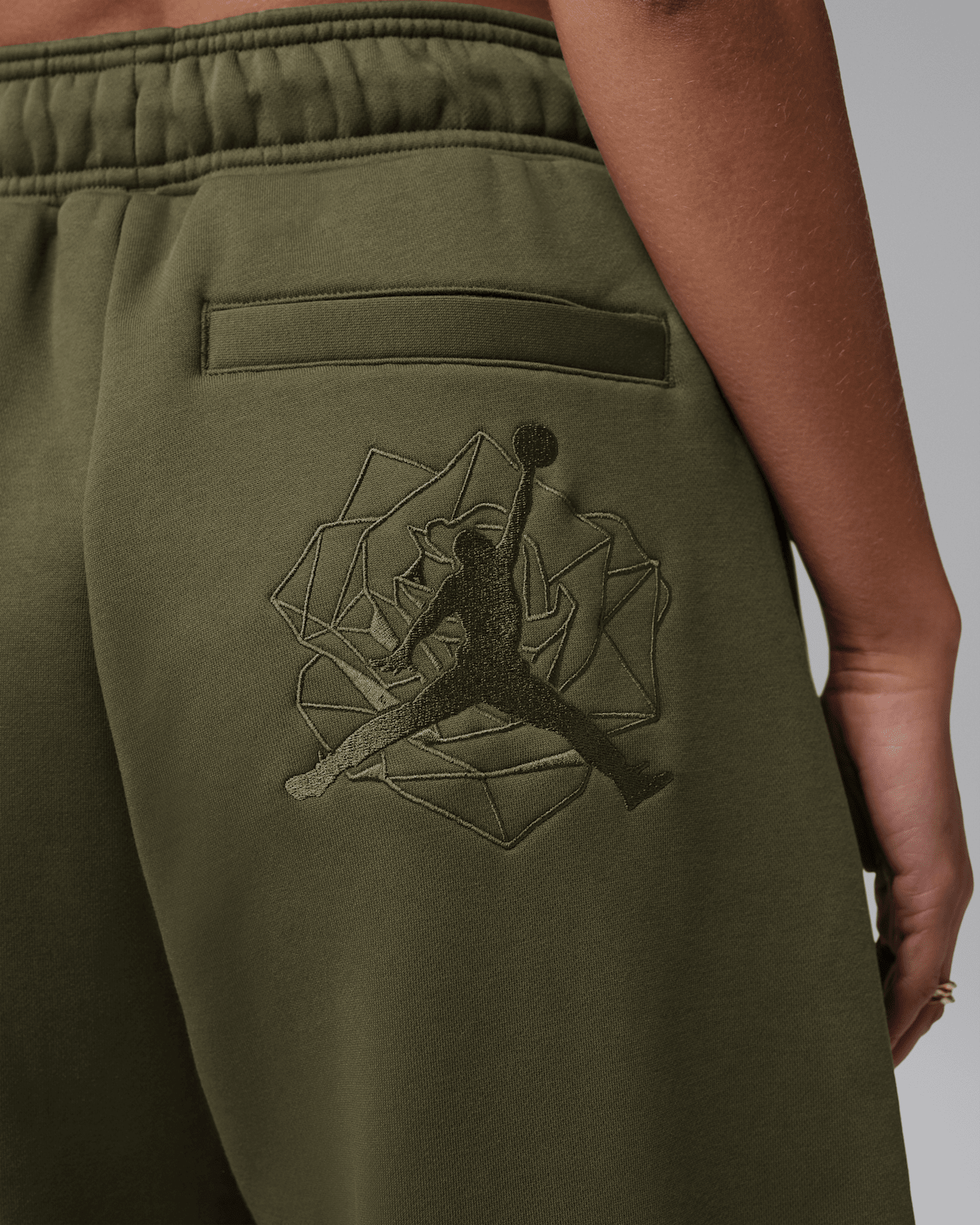 Fecha de lanzamiento de la colección de ropa Jordan x Teyana